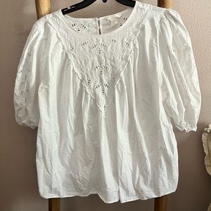 H&M. Size Large. White blouse.